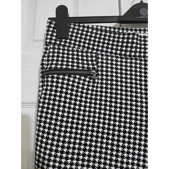 Old navy large women's black and white houndstooth printed Stevie pants - Picture 2 of 8